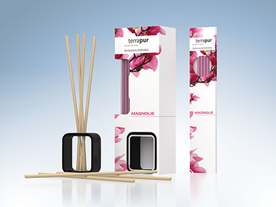 İnatçı kir, tortu ve kalıntıları söker atar. Kötü kokulardan arındırır ve tekrar oluşumunu engeller. Fırçanın ulaşamadığı yerleri derinlemesine temizler.