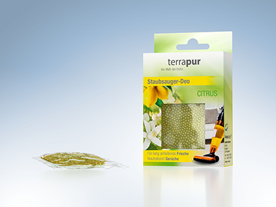 Toz toplama kabının içine koyarak veya doğrudan yüzey/halı üzerine serpiştirerek kullanılır. Süpürgeniz çalıştıkça ortama ferah koku yayar.